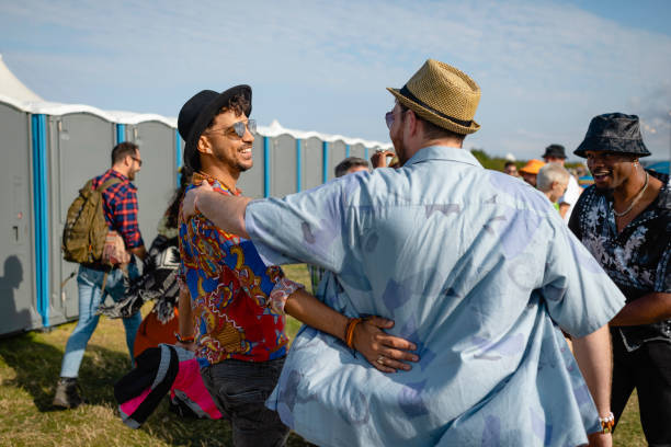 Best Emergency porta potty rental  in Manitowoc, WI