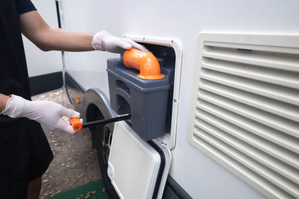 Best Porta potty rental near me  in Manitowoc, WI